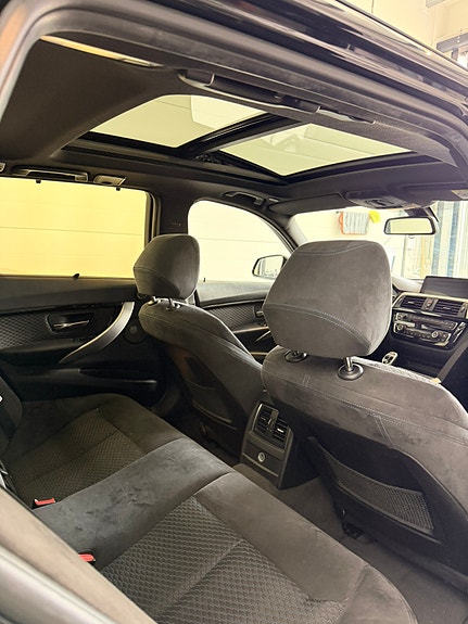 BMW 320d 9 of 9