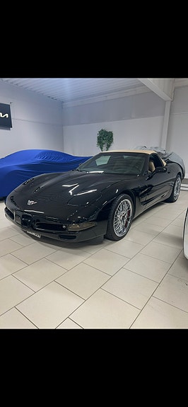 Chevrolet Corvette 4 of 8