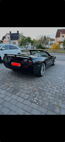 Chevrolet Corvette 7 of 8