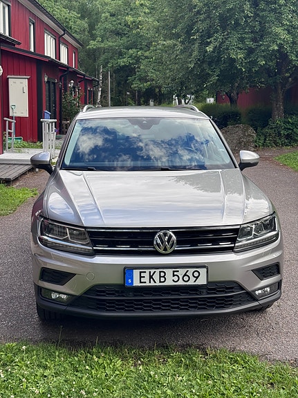 Volkswagen Tiguan 5 of 30