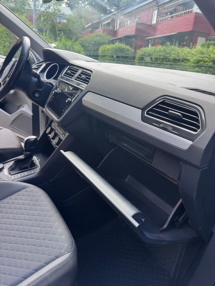Volkswagen Tiguan 25 of 30