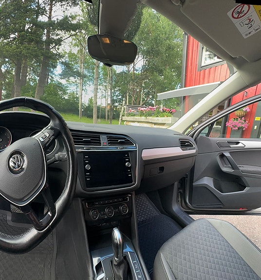 Volkswagen Tiguan 27 of 30