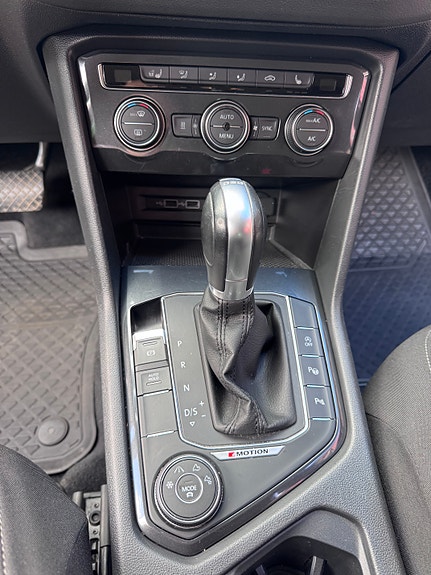Volkswagen Tiguan 29 of 30