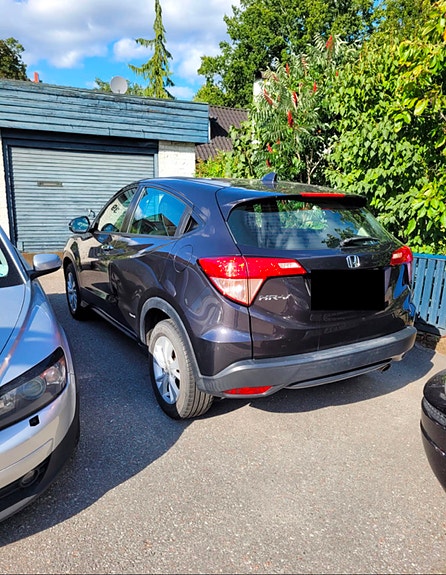 Honda HR-V 2 of 4