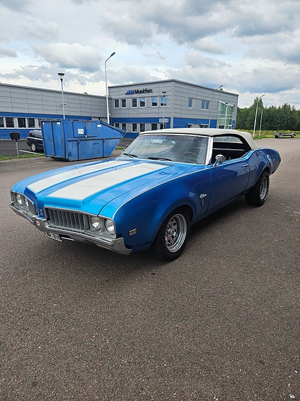 Oldsmobile Cutlass 5 of 15
