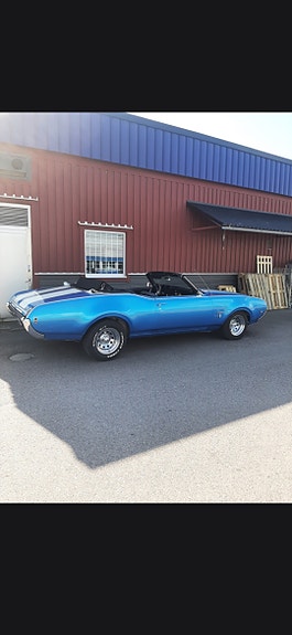 Oldsmobile Cutlass 2 of 15