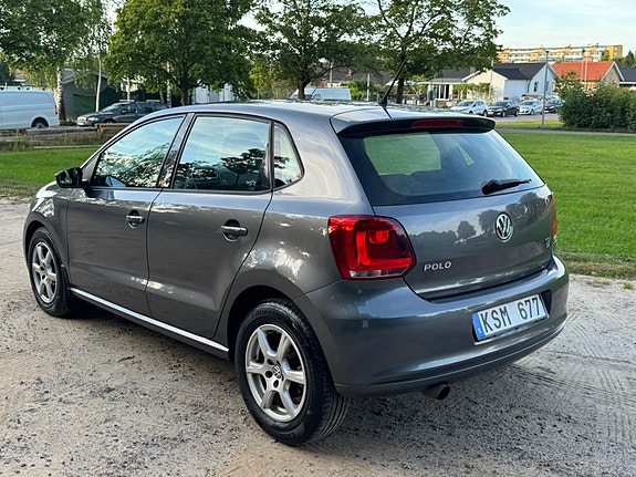 Volkswagen Polo 2 of 17