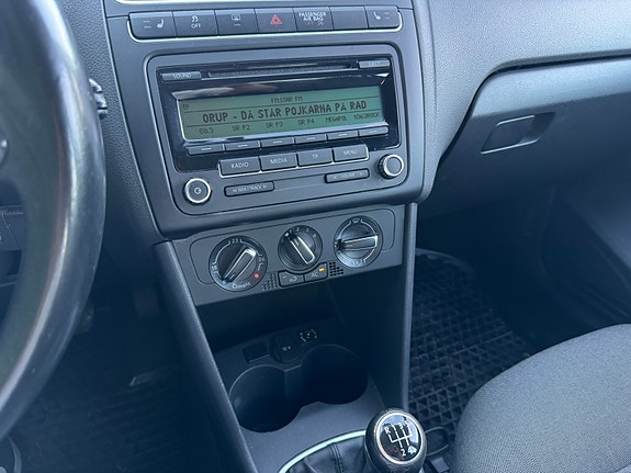 Volkswagen Polo 13 of 17