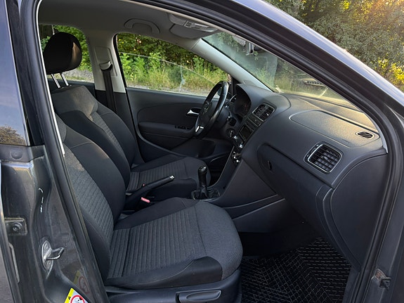 Volkswagen Polo 8 of 17