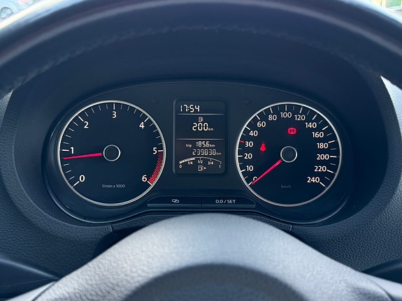 Volkswagen Polo 7 of 17