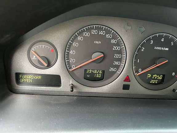Volvo XC70 6 of 7