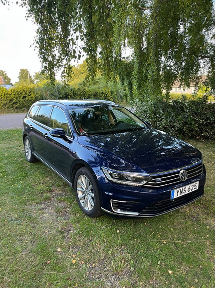 Volkswagen Passat 4 of 4