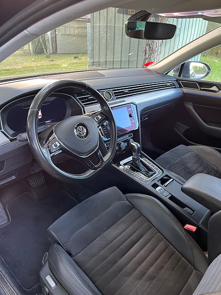 Volkswagen Passat 3 of 4