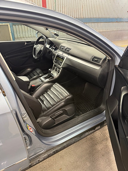 Volkswagen Passat 6 of 8