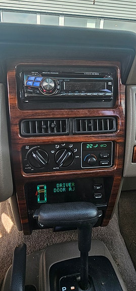 Jeep Grand Cherokee 8 of 10