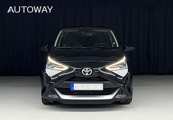 Toyota Aygo 2 of 22
