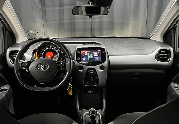 Toyota Aygo 10 of 21