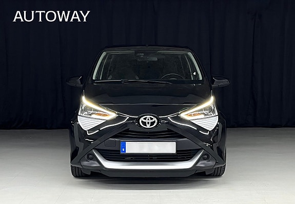 Toyota Aygo 2 of 21