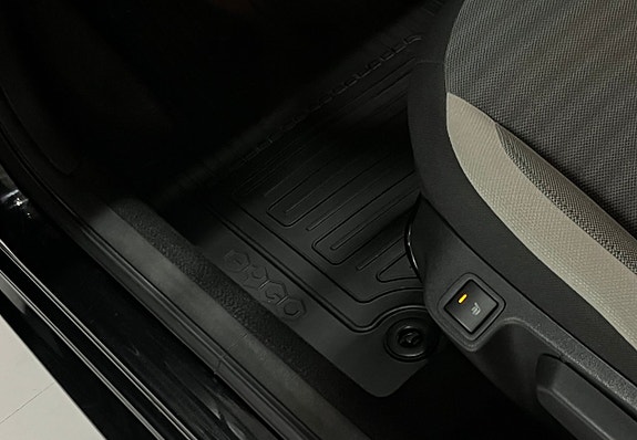 Toyota Aygo 19 of 21
