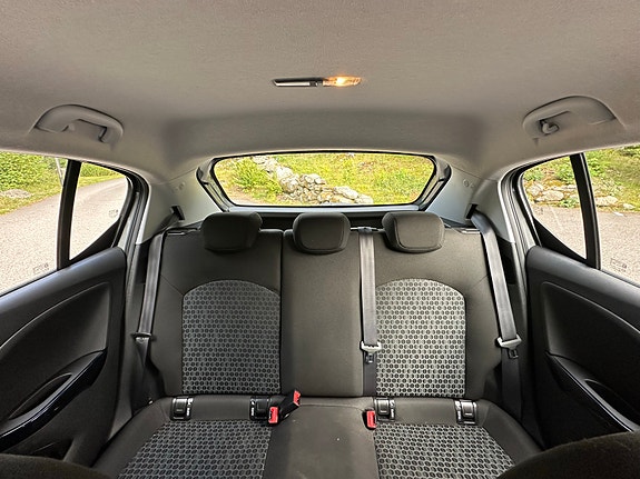 Opel Corsa 6 of 10