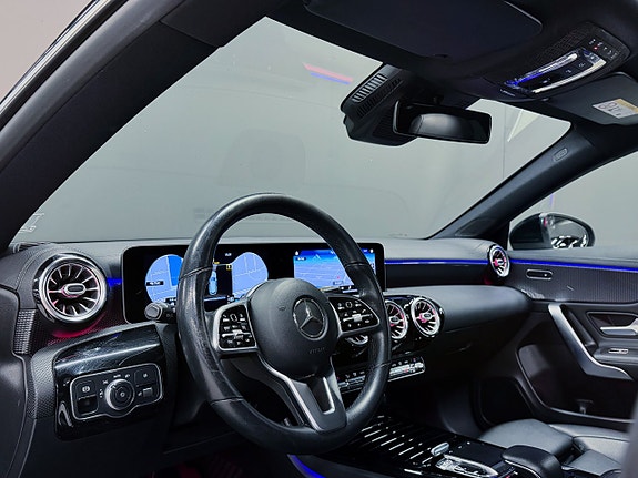 Mercedes-Benz CLA200 11 of 21
