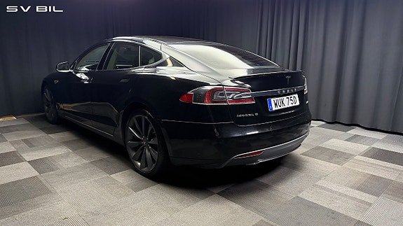 Tesla Model S 6 of 30