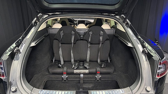 Tesla Model S 10 of 30