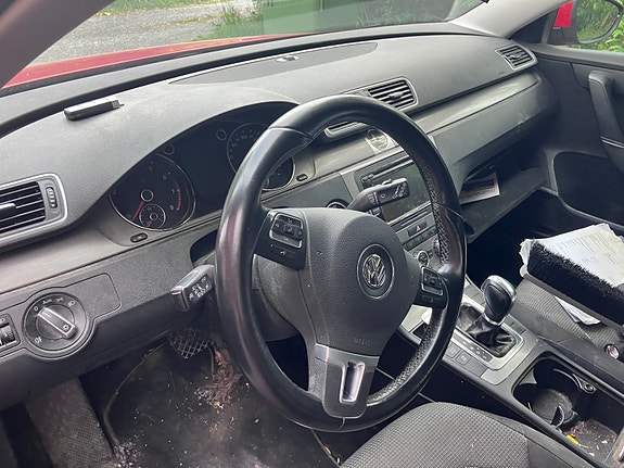 Volkswagen Passat 3 of 4