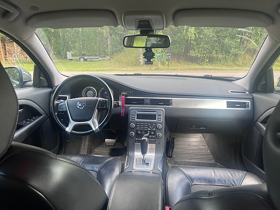Volvo V70 10 of 11