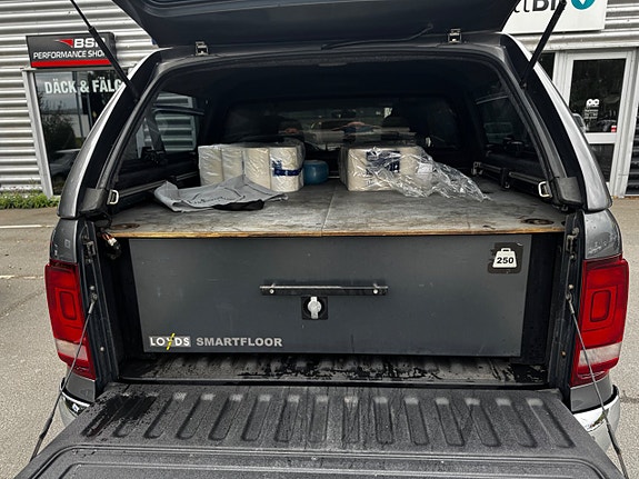 Volkswagen Amarok 9 of 27