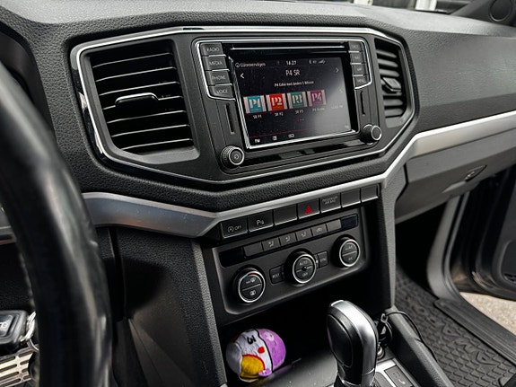 Volkswagen Amarok 21 of 27