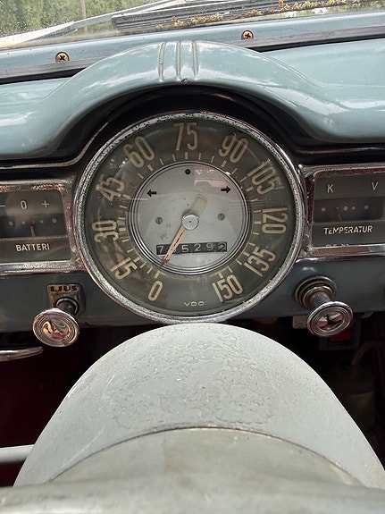Volvo PV444 10 of 21