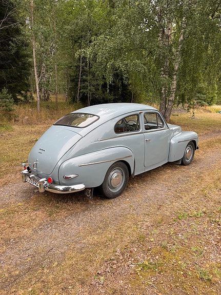 Volvo PV444 3 of 21