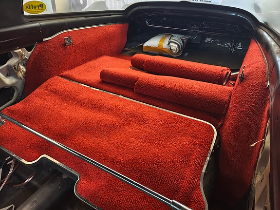 Plymouth Barracuda 14 of 14