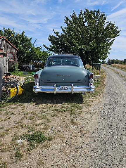 Buick Roadmaster 4 of 15