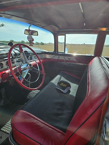 Buick Roadmaster 5 of 15