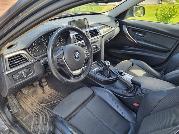 BMW 318d 2 of 7