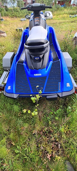 Yamaha Waverunner Ex Deluxe 4 of 6