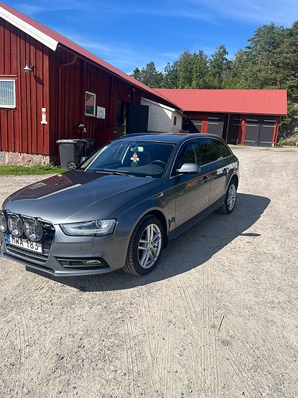 Audi A4 2 of 10