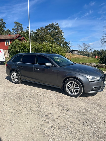 Audi A4 3 of 10