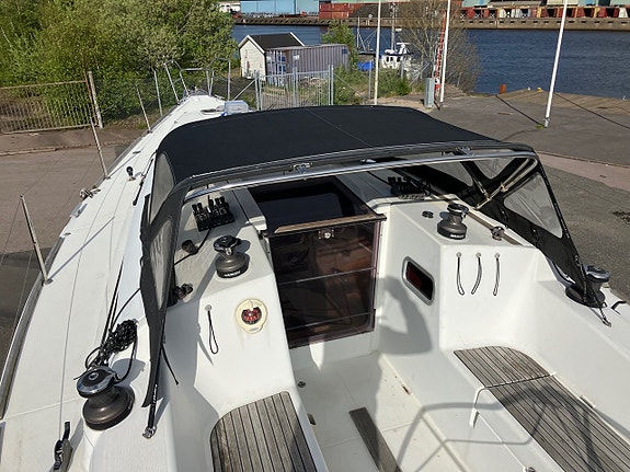 Beneteau First 35 – Yanmar 29 hk | 3Di-segel från North Sails 12 of 20