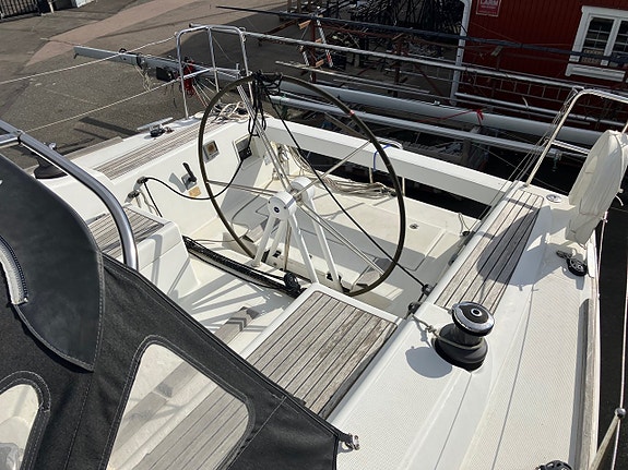 Beneteau First 35 – Yanmar 29 hk | 3Di-segel från North Sails 14 of 20