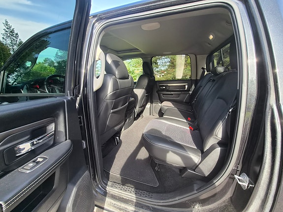 Dodge RAM 1500 8 of 9