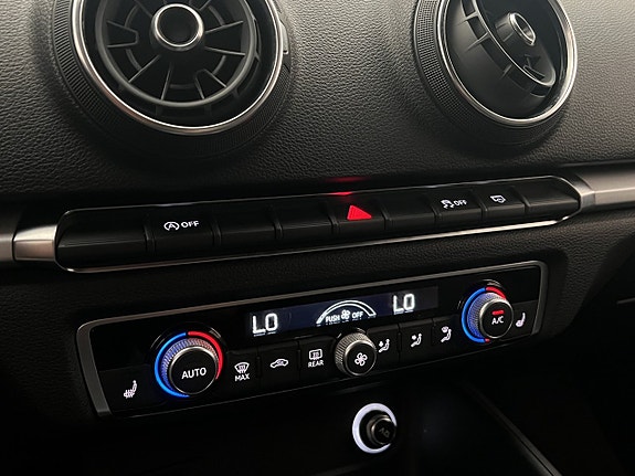 Audi A3 20 of 27
