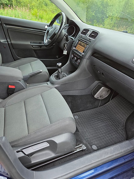 Volkswagen Golf VI 7 of 8