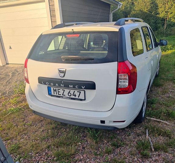 Dacia Logan 2 of 3