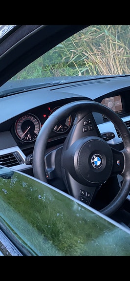 BMW 525d 4 of 6