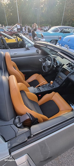 Nissan 350 Z 11 of 14