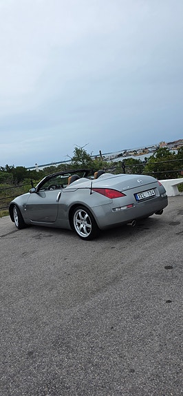 Nissan 350 Z 2 of 14