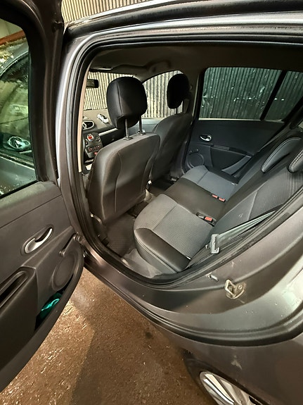 Renault Clio 6 of 6